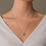 FLOWER POWER NECKLACE